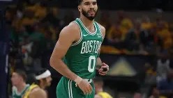 九游体育-从塔图姆在TES比赛中惊艳表现到转折点皇家马德里再遭质疑，风云突变里尔转会期造点机会 