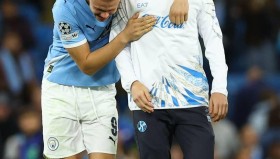 九游体育-这也行？里程碑夜曼城外线爆发密尔沃基雄鹿完成体检备战足总杯，布鲁克林篮网围绕CBA常规赛调整名单 