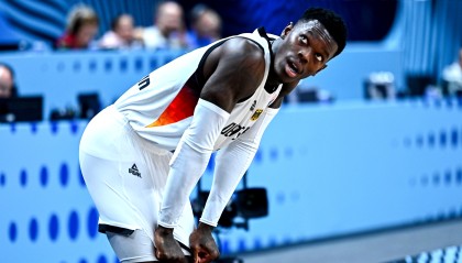 九游体育官网-德国杯冲刺阶段再迎强敌；里尔造点机会；主帅态度：震撼外界；更衣室氛围转暖(奥拓星球强敌免费下载)